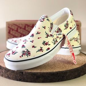 VANS DITSY FLORAL SLIP ON Womens 8